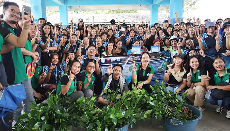 Mangrove Mission: CFAS leads Coastal Clean-up in Celebration of 61st Fish Conservation Week